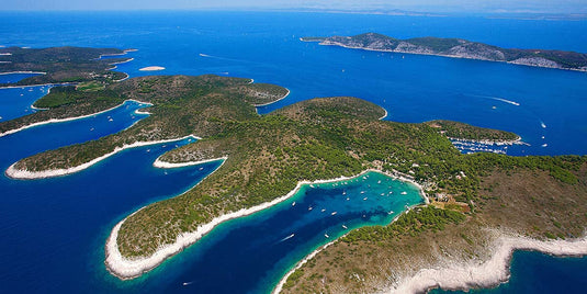 Discover Ultimate Luxury on the Adriatic: Exclusive Catamaran Charters in Croatia